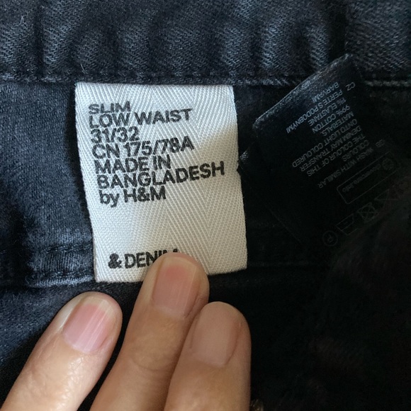 Black Denim Jeans by Denim H&M. - Picture 5 of 5